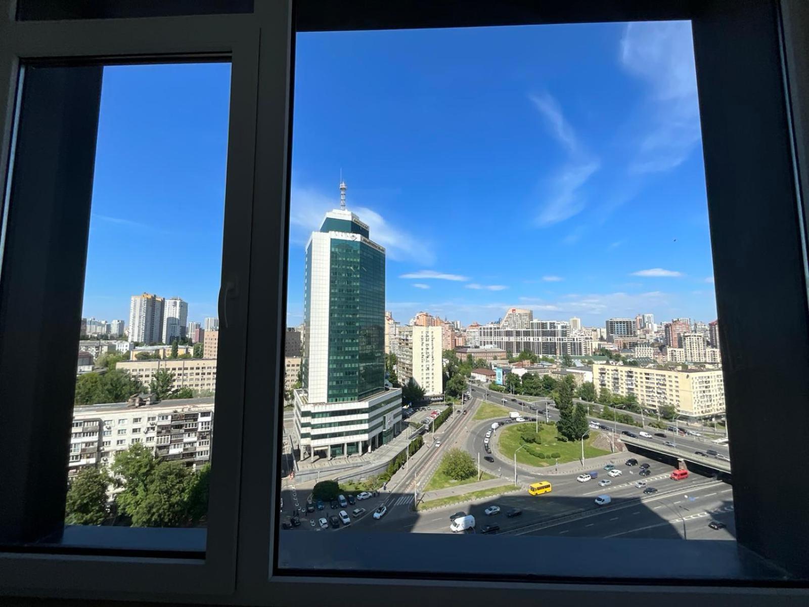 Жк"Манхэттен"На Берестейском Проспекте Kiev Bagian luar foto
